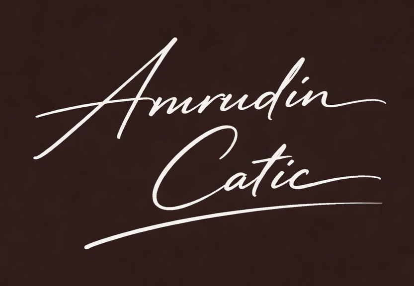 Minimalist two-line handwritten signature with ‘Amrudin’ above ‘Catic,’ rendered in off-white ink on a brown background, showcasing confident, fluid strokes and a refined, modern aesthetic.